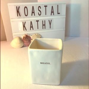 Rae Dunn pencil holder